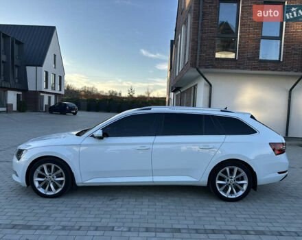 Белый Шкода Суперб, объемом двигателя 1.97 л и пробегом 225 тыс. км за 17800 $, фото 12 на Automoto.ua