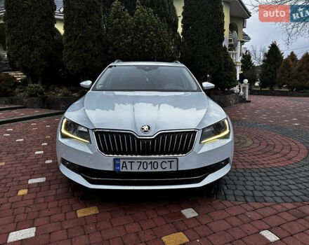 Белый Шкода Суперб, объемом двигателя 2 л и пробегом 250 тыс. км за 13900 $, фото 13 на Automoto.ua