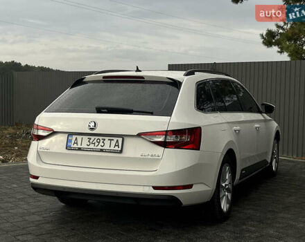 Белый Шкода Суперб, объемом двигателя 1.97 л и пробегом 265 тыс. км за 14999 $, фото 7 на Automoto.ua