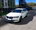 Белый Шкода Суперб, объемом двигателя 1.6 л и пробегом 252 тыс. км за 14000 $, фото 1 на Automoto.ua