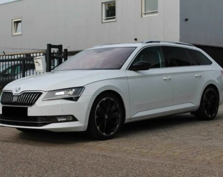 Білий Шкода Суперб, об'ємом двигуна 1.8 л та пробігом 72 тис. км за 7800 $, фото 2 на Automoto.ua