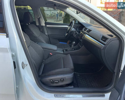 Белый Шкода Суперб, объемом двигателя 1.97 л и пробегом 225 тыс. км за 17800 $, фото 38 на Automoto.ua