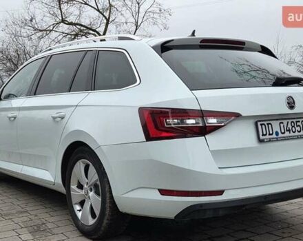 Білий Шкода Суперб, об'ємом двигуна 2 л та пробігом 288 тис. км за 15999 $, фото 56 на Automoto.ua