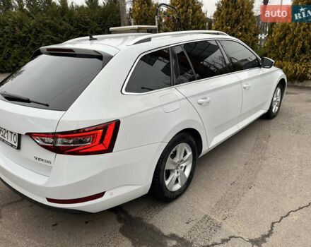 Белый Шкода Суперб, объемом двигателя 1.97 л и пробегом 323 тыс. км за 14500 $, фото 6 на Automoto.ua