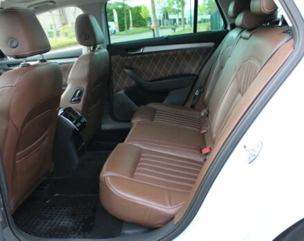 Білий Шкода Суперб, об'ємом двигуна 1.8 л та пробігом 72 тис. км за 7800 $, фото 11 на Automoto.ua