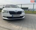 Белый Шкода Суперб, объемом двигателя 2 л и пробегом 311 тыс. км за 16700 $, фото 1 на Automoto.ua