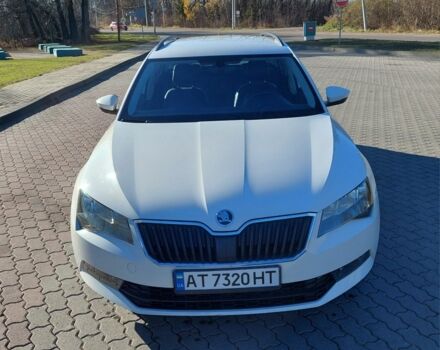 Білий Шкода Суперб, об'ємом двигуна 1.6 л та пробігом 200 тис. км за 12800 $, фото 2 на Automoto.ua