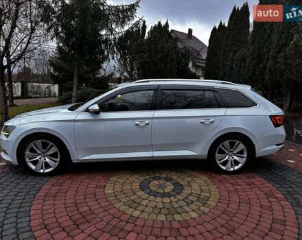 Белый Шкода Суперб, объемом двигателя 2 л и пробегом 250 тыс. км за 13900 $, фото 3 на Automoto.ua