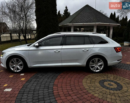 Белый Шкода Суперб, объемом двигателя 2 л и пробегом 250 тыс. км за 13900 $, фото 47 на Automoto.ua