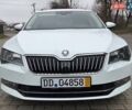 Білий Шкода Суперб, об'ємом двигуна 2 л та пробігом 288 тис. км за 15999 $, фото 47 на Automoto.ua