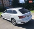 Шкода Суперб 2016 в Каменце-Подольском на Automoto.ua Белый Шкода Суперб, объемом двигателя 2 л и пробегом 180 тыс. км за 17500 $, фото 3 на Automoto.ua