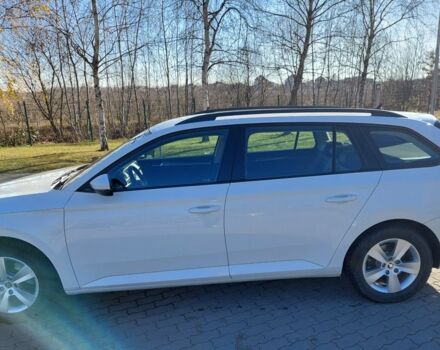 Білий Шкода Суперб, об'ємом двигуна 1.6 л та пробігом 200 тис. км за 12800 $, фото 4 на Automoto.ua