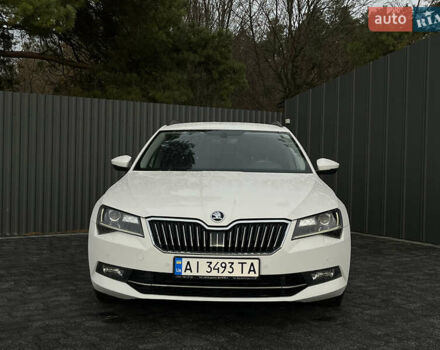 Белый Шкода Суперб, объемом двигателя 1.97 л и пробегом 265 тыс. км за 14999 $, фото 2 на Automoto.ua