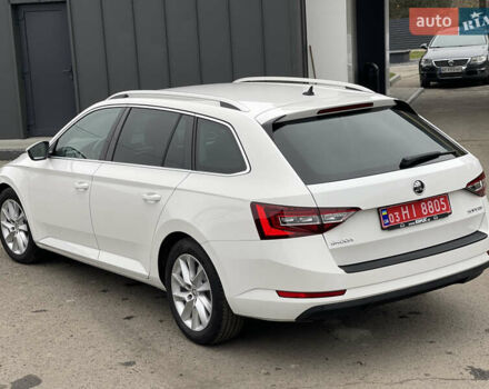 Белый Шкода Суперб, объемом двигателя 2 л и пробегом 254 тыс. км за 15800 $, фото 25 на Automoto.ua