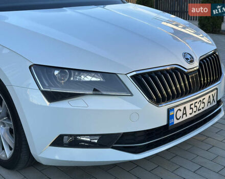 Белый Шкода Суперб, объемом двигателя 1.97 л и пробегом 225 тыс. км за 17800 $, фото 16 на Automoto.ua