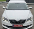 Белый Шкода Суперб, объемом двигателя 2 л и пробегом 254 тыс. км за 15800 $, фото 3 на Automoto.ua