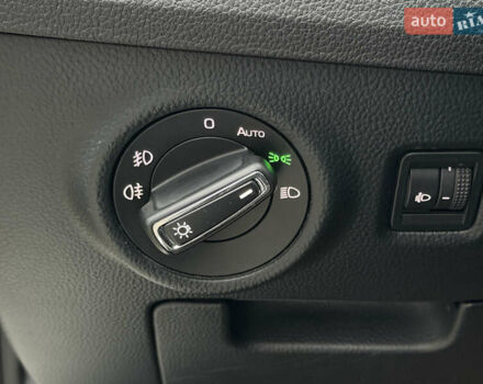 Белый Шкода Суперб, объемом двигателя 2 л и пробегом 269 тыс. км за 15999 $, фото 14 на Automoto.ua