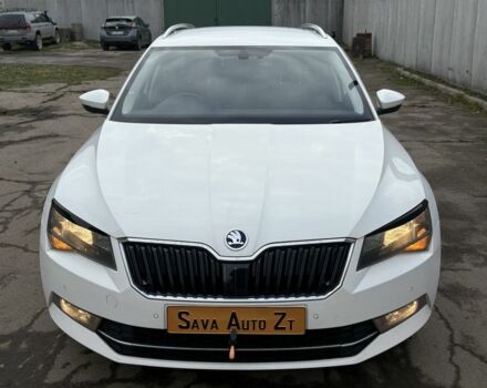 Белый Шкода Суперб, объемом двигателя 2 л и пробегом 148 тыс. км за 6000 $, фото 1 на Automoto.ua