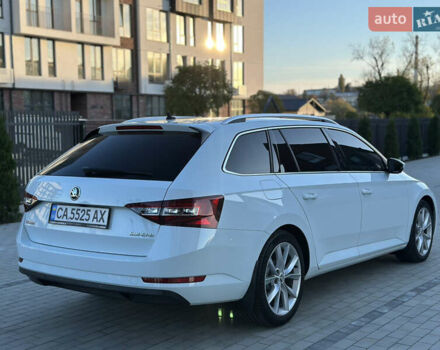 Белый Шкода Суперб, объемом двигателя 1.97 л и пробегом 225 тыс. км за 17800 $, фото 8 на Automoto.ua