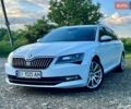 Белый Шкода Суперб, объемом двигателя 1.97 л и пробегом 225 тыс. км за 15499 $, фото 1 на Automoto.ua