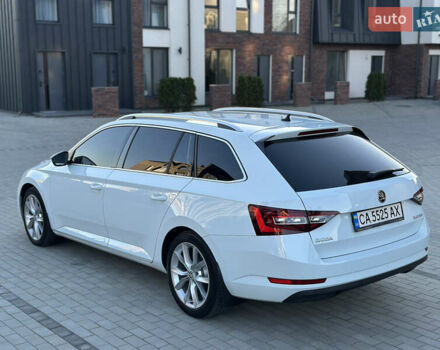 Белый Шкода Суперб, объемом двигателя 1.97 л и пробегом 225 тыс. км за 17800 $, фото 11 на Automoto.ua