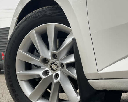 Белый Шкода Суперб, объемом двигателя 2 л и пробегом 254 тыс. км за 15800 $, фото 20 на Automoto.ua