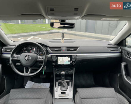 Белый Шкода Суперб, объемом двигателя 2 л и пробегом 254 тыс. км за 15800 $, фото 39 на Automoto.ua