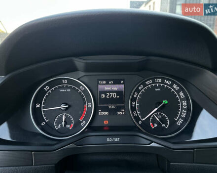 Белый Шкода Суперб, объемом двигателя 1.97 л и пробегом 225 тыс. км за 17800 $, фото 51 на Automoto.ua