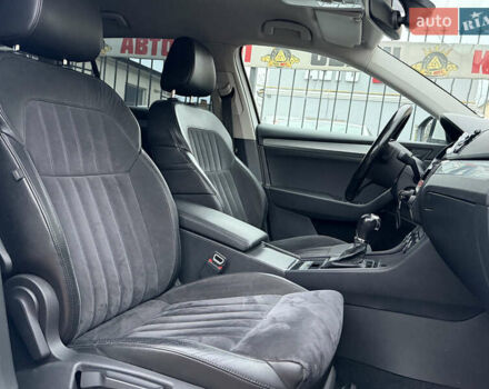 Белый Шкода Суперб, объемом двигателя 2 л и пробегом 269 тыс. км за 15999 $, фото 9 на Automoto.ua