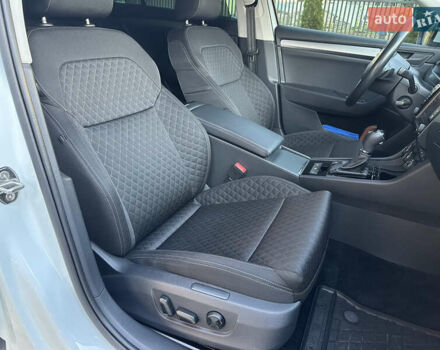 Белый Шкода Суперб, объемом двигателя 1.97 л и пробегом 225 тыс. км за 17800 $, фото 39 на Automoto.ua