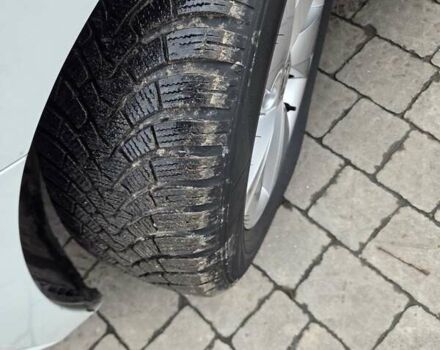 Білий Шкода Суперб, об'ємом двигуна 2 л та пробігом 288 тис. км за 15999 $, фото 18 на Automoto.ua