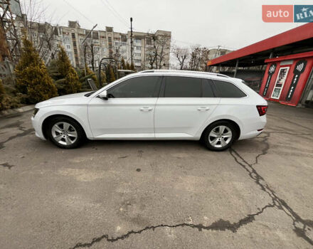 Белый Шкода Суперб, объемом двигателя 1.97 л и пробегом 323 тыс. км за 14500 $, фото 1 на Automoto.ua