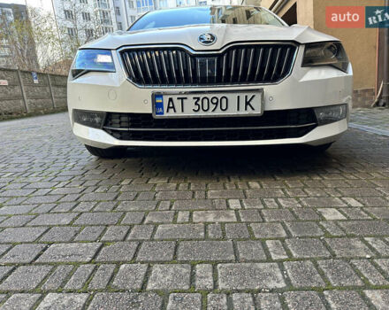 Белый Шкода Суперб, объемом двигателя 1.97 л и пробегом 163 тыс. км за 19500 $, фото 64 на Automoto.ua
