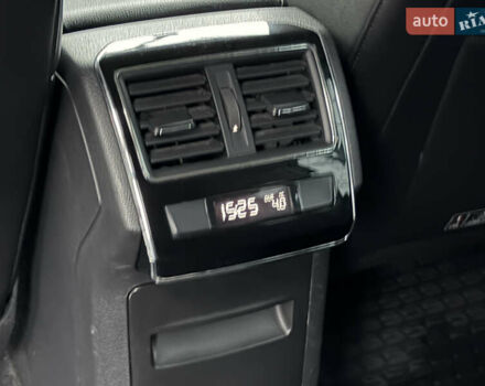 Белый Шкода Суперб, объемом двигателя 2 л и пробегом 269 тыс. км за 15999 $, фото 12 на Automoto.ua