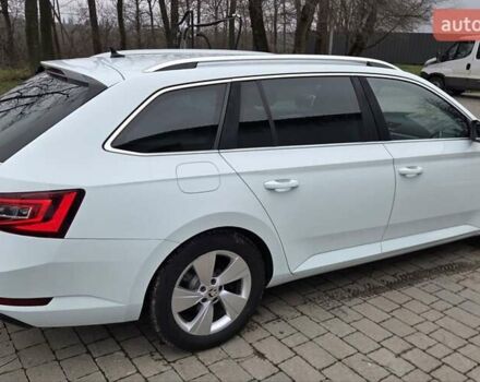 Білий Шкода Суперб, об'ємом двигуна 2 л та пробігом 288 тис. км за 15999 $, фото 10 на Automoto.ua