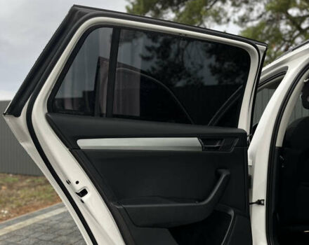 Белый Шкода Суперб, объемом двигателя 1.97 л и пробегом 265 тыс. км за 14999 $, фото 13 на Automoto.ua