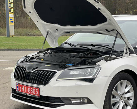 Белый Шкода Суперб, объемом двигателя 2 л и пробегом 254 тыс. км за 15800 $, фото 69 на Automoto.ua