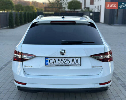 Белый Шкода Суперб, объемом двигателя 1.97 л и пробегом 225 тыс. км за 17800 $, фото 9 на Automoto.ua