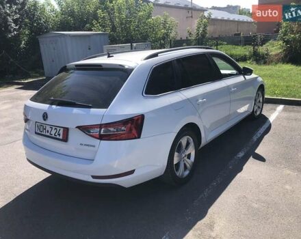Шкода Суперб 2016 в Каменце-Подольском на Automoto.ua Белый Шкода Суперб, объемом двигателя 2 л и пробегом 180 тыс. км за 17500 $, фото 8 на Automoto.ua