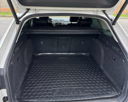 Белый Шкода Суперб, объемом двигателя 1.97 л и пробегом 278 тыс. км за 17000 $, фото 70 на Automoto.ua