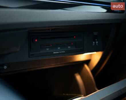 Білий Шкода Суперб, об'ємом двигуна 1.97 л та пробігом 327 тис. км за 17000 $, фото 45 на Automoto.ua