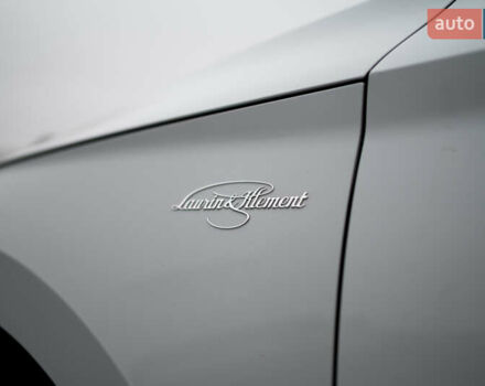 Білий Шкода Суперб, об'ємом двигуна 1.97 л та пробігом 327 тис. км за 17000 $, фото 9 на Automoto.ua