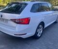Білий Шкода Суперб, об'ємом двигуна 1.97 л та пробігом 212 тис. км за 17500 $, фото 6 на Automoto.ua