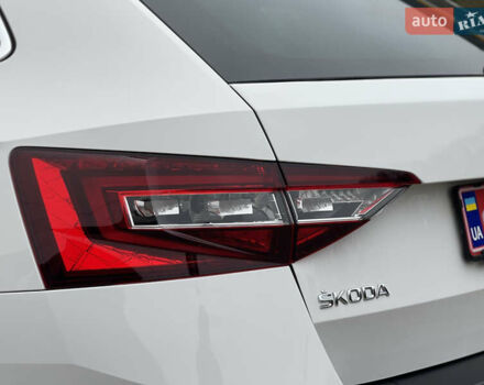 Белый Шкода Суперб, объемом двигателя 2 л и пробегом 254 тыс. км за 15800 $, фото 27 на Automoto.ua