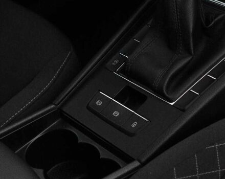 Білий Шкода Суперб, об'ємом двигуна 1.6 л та пробігом 243 тис. км за 13850 $, фото 12 на Automoto.ua