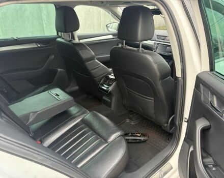 Белый Шкода Суперб, объемом двигателя 2 л и пробегом 148 тыс. км за 6000 $, фото 12 на Automoto.ua