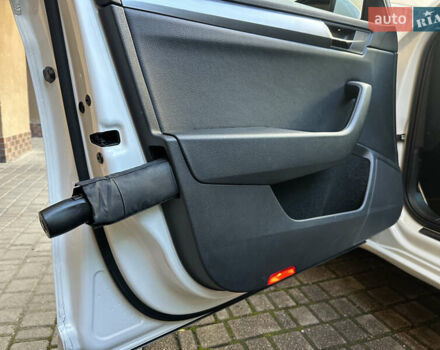 Белый Шкода Суперб, объемом двигателя 1.97 л и пробегом 163 тыс. км за 19500 $, фото 35 на Automoto.ua