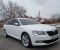 Белый Шкода Суперб, объемом двигателя 1.6 л и пробегом 239 тыс. км за 13990 $, фото 2 на Automoto.ua