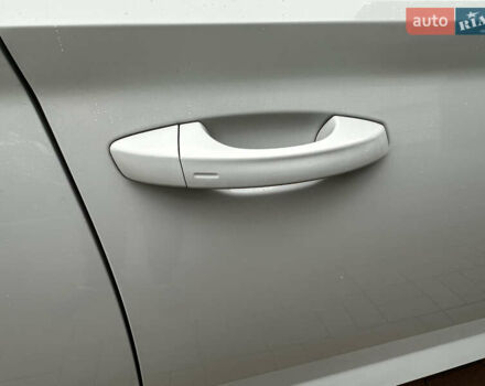 Белый Шкода Суперб, объемом двигателя 1.97 л и пробегом 290 тыс. км за 19000 $, фото 12 на Automoto.ua