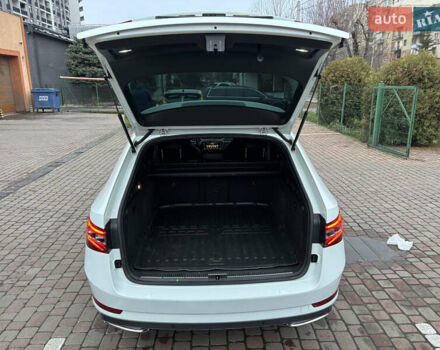 Белый Шкода Суперб, объемом двигателя 1.97 л и пробегом 291 тыс. км за 18900 $, фото 7 на Automoto.ua